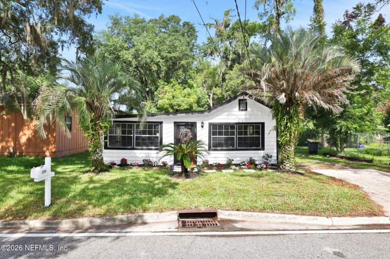 3 bedroom Single Family Residence at 3304 Spring Glen Road, Englewood, Jacksonville — photo 5