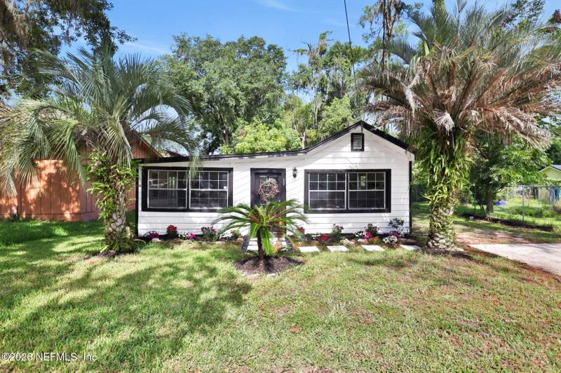 3 bedroom Single Family Residence at 3304 Spring Glen Road, Englewood, Jacksonville — photo 3