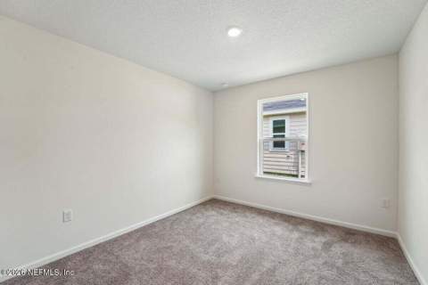 8171 Hawkes Meadow Drive, Jacksonville FL - photo 18 of 26