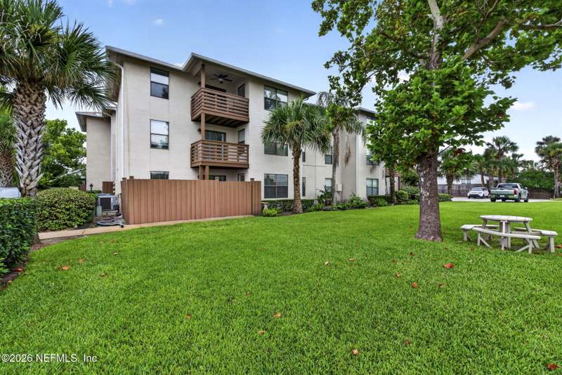 2 bedroom Condominium at 1028 4th Street #G, Windbreaker, Jacksonville Beach — photo 3