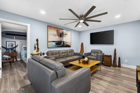 1028 4th Street #G, Jacksonville Beach FL - photo 8 of 29