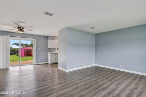 105 E Rellim Drive, Palatka FL - photo 7 of 30