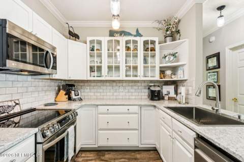 1601 Nectarine Street #I1, Fernandina Beach FL - photo 7 of 11