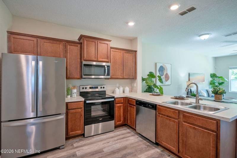 2 bedroom Townhouse at 883 Capitol Parkway, Capitol Park, Jacksonville — photo 5