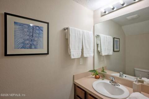 883 Capitol Parkway, Jacksonville FL - photo 9 of 25