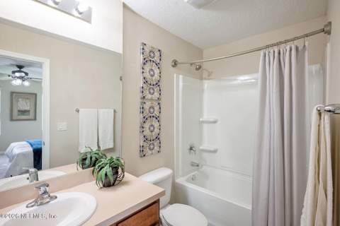 883 Capitol Parkway, Jacksonville FL - photo 22 of 25