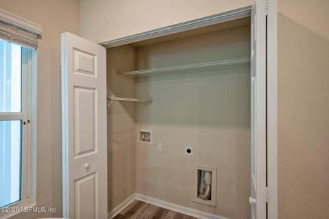 883 Capitol Parkway, Jacksonville FL - photo 24 of 25