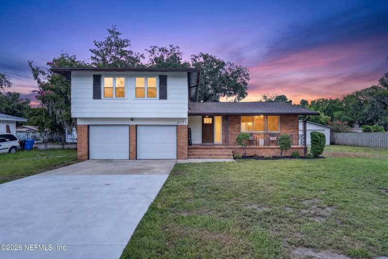 4 bedroom Single Family Residence at 2171 Holly Leaf Lane, Holly Grove, Orange Park — photo 1