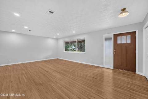 2171 Holly Leaf Lane, Orange Park FL - photo 7 of 82