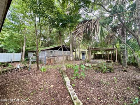414 Chestnut Street, Crescent City FL - photo 20 of 24