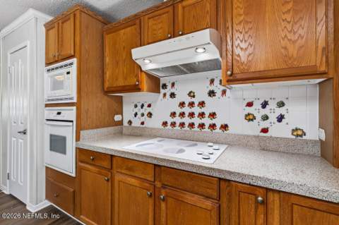 6822 Tree Top Court, Keystone Heights FL - photo 18 of 88