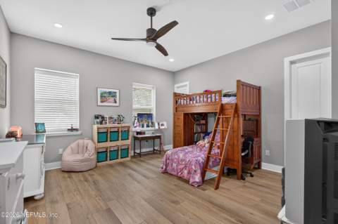 9117 Woodsman Cove Lane, Jacksonville FL - photo 18 of 57