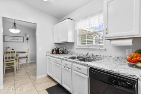 248 S 1st Street, Macclenny FL - photo 9 of 50