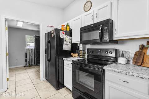 248 S 1st Street, Macclenny FL - photo 8 of 50