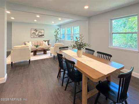 10135 Lakeview Road, Jacksonville FL - photo 8 of 30