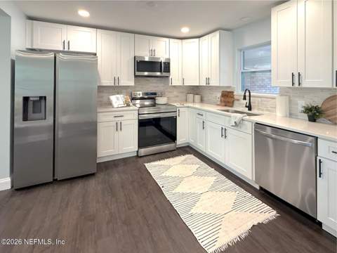 10135 Lakeview Road, Jacksonville FL - photo 12 of 30