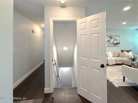 10135 Lakeview Road, Jacksonville FL - photo 15 of 30