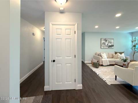 10135 Lakeview Road, Jacksonville FL - photo 19 of 30