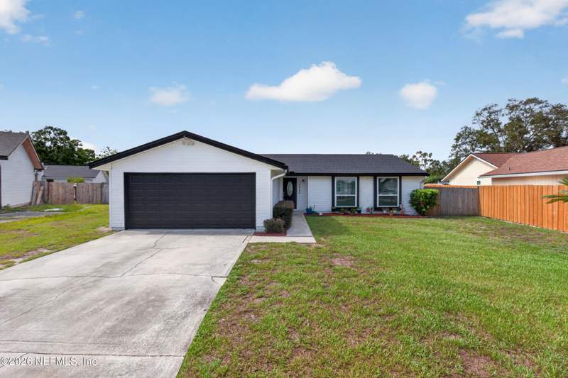 3 bedroom Single Family Residence at 12240 Chippenham Court, Cobblestone, Jacksonville — photo 4
