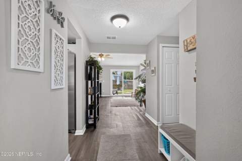 12240 Chippenham Court, Jacksonville FL - photo 12 of 74
