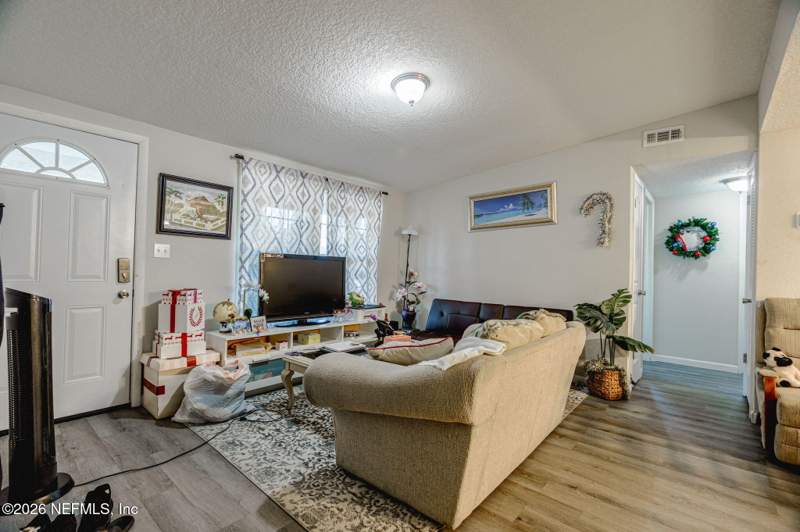 3 bedroom Single Family Residence at 3008 Carrevero Drive, Loran Estates, Jacksonville — photo 5