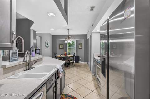 5112 Big Forest Lane, Jacksonville FL - photo 10 of 58