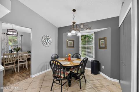 5112 Big Forest Lane, Jacksonville FL - photo 11 of 58