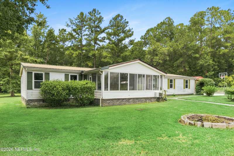 4 bedroom Mobile Home at 19801 Nolan Jones Road, Hilliard, Hilliard — photo 1