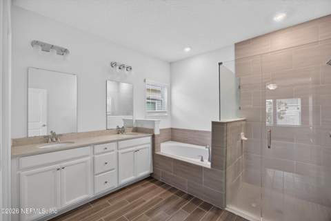 9905 Ansley Lake Drive, Jacksonville FL - photo 14 of 51