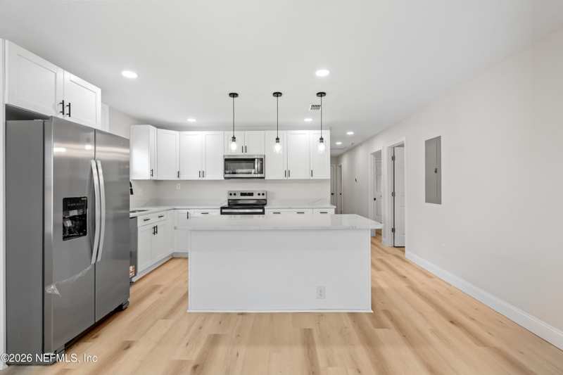 4 bedroom Single Family Residence at 1046 Line Street, Grand Addn To Jax, Jacksonville — photo 1