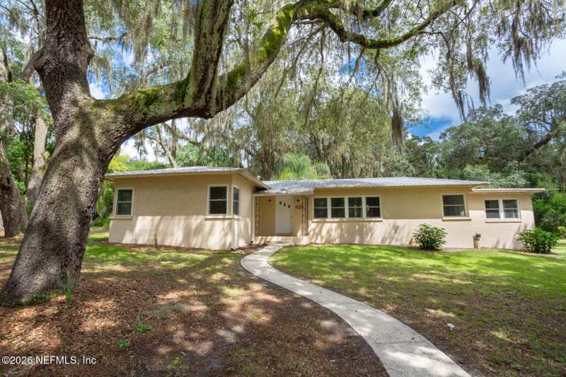 3 bedroom Single Family Residence at 1202 Kirby Street, Metes & Bounds, Palatka — photo 1