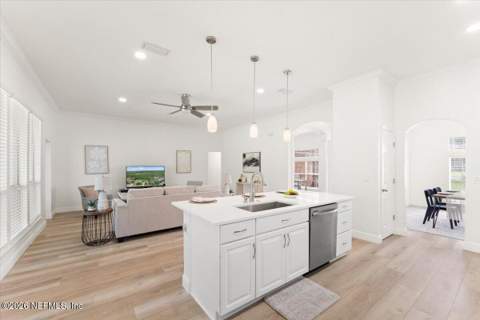 8039 Sierra Gardens Drive, Jacksonville FL - photo 16 of 53