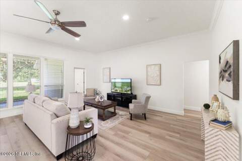 8039 Sierra Gardens Drive, Jacksonville FL - photo 19 of 53