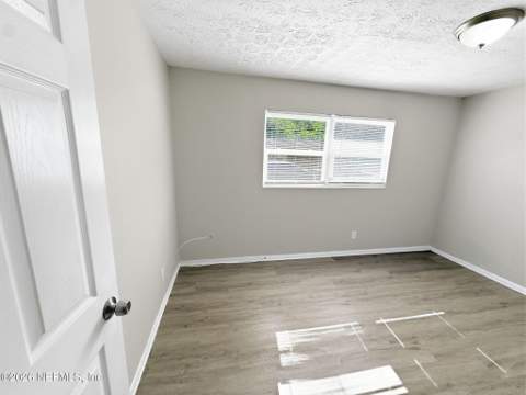 4448 Melvin Circle, Jacksonville FL - photo 7 of 26