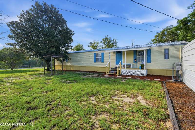 2 bedroom Mobile Home at 6241 Dennison Avenue, Highridge Estates, Keystone Heights — photo 1
