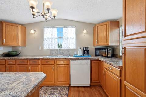 6241 Dennison Avenue, Keystone Heights FL - photo 13 of 28
