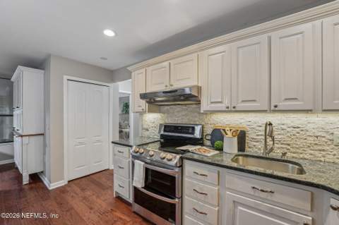 12231 Dividing Oaks Trail, Jacksonville FL - photo 23 of 73
