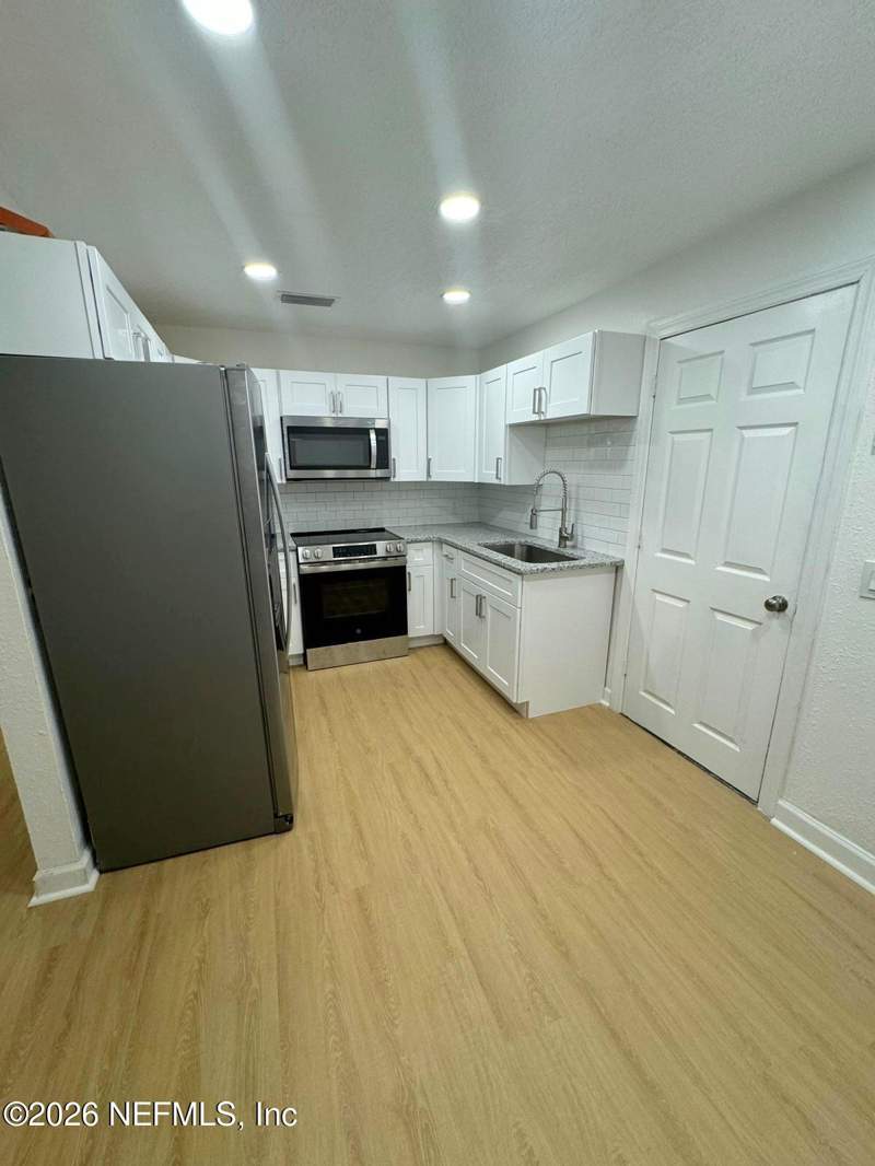 4 bedroom Single Family Residence at 2611 Sunny Acres Drive, Magnolia Gardens, Jacksonville — photo 3