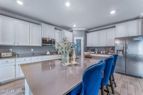 10203 Ramsey Falls Drive, Jacksonville FL - photo 16 of 38