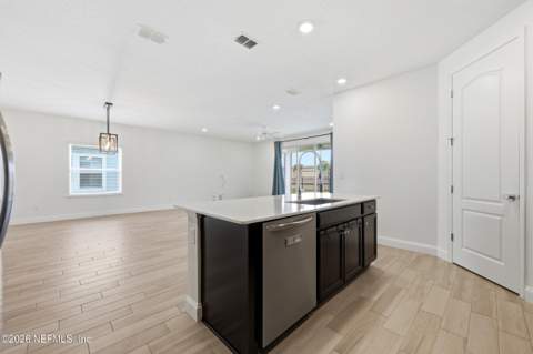 2672 Alexia Circle, Jacksonville FL - photo 15 of 40
