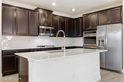 2672 Alexia Circle, Jacksonville FL - photo 10 of 40