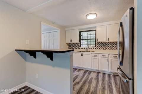 7563 John F Kennedy Drive, Jacksonville FL - photo 11 of 40