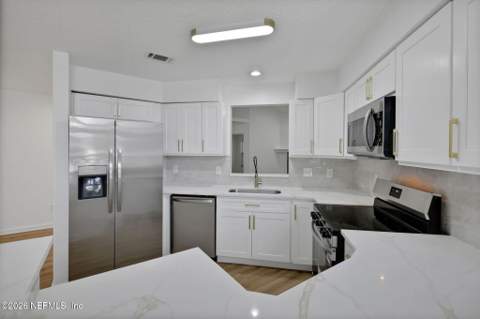2900 Sans Pareil Street, Jacksonville FL - photo 21 of 60