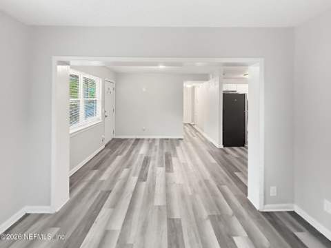 4823 Donnybrook Avenue, Jacksonville FL - photo 8 of 44