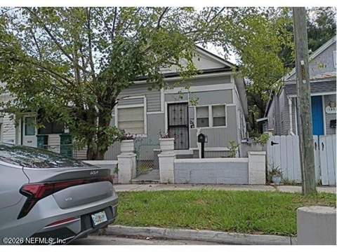 1357 Evergreen Avenue, Jacksonville FL - photo 6 of 8