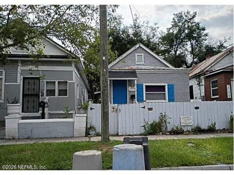 1357 Evergreen Avenue, Jacksonville FL - photo 7 of 8