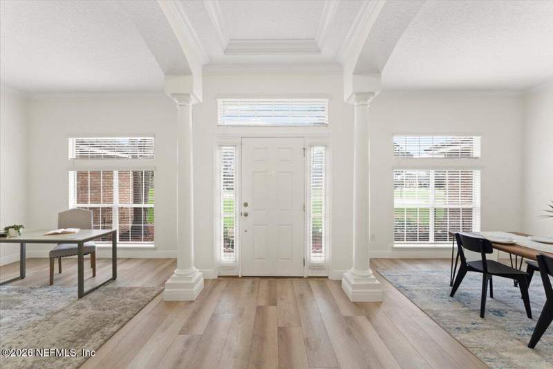 4 bedroom Single Family Residence at 8039 Sierra Gardens Drive, Sierra Oaks, Jacksonville — photo 5