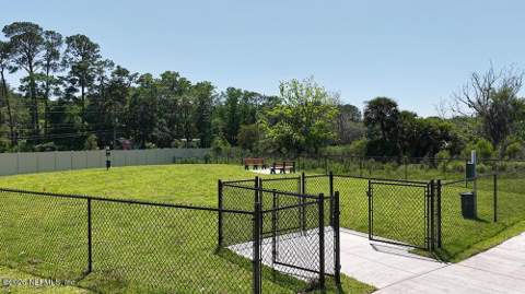 8472 Lilias Circle, Jacksonville FL - photo 24 of 31