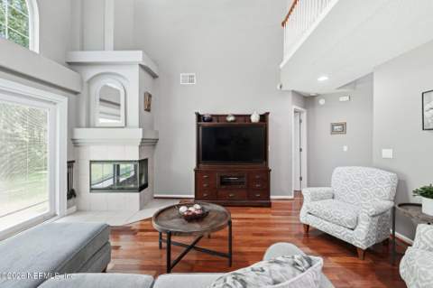 13824 Danforth Drive, Jacksonville FL - photo 16 of 49