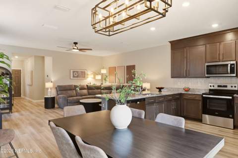 204 Beach Palm Court, St. Augustine FL - photo 20 of 41